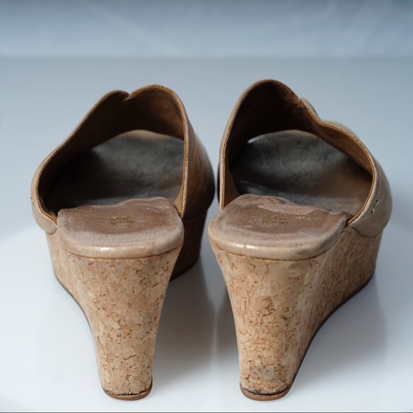 UGG Dominique Gold Wash Sandal/wedge/platform. - Picture 3 of 7